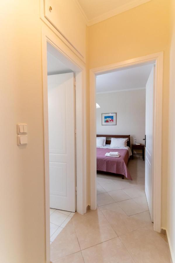 Ikaros Apartment Preveza Luaran gambar